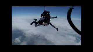 skydiving.VOB