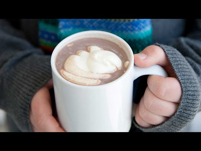 Delicious Hot Chocolate With Water (No Milk) - Cooking With Elo