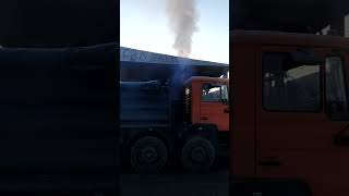 odpalanie starej ciężarówki Man