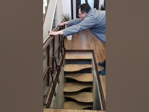 Напольный люк под плитку 95х260 см на амортизаторах. - YouTube
