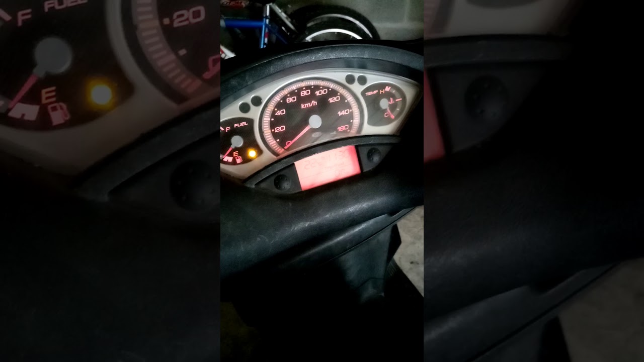 Xmax 125 ne démarre pas YouTube