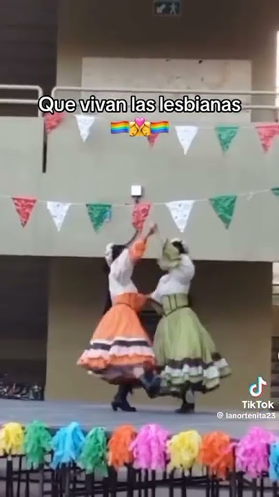 pride tijeras lesbianas y mucho desmadre👍🙂
