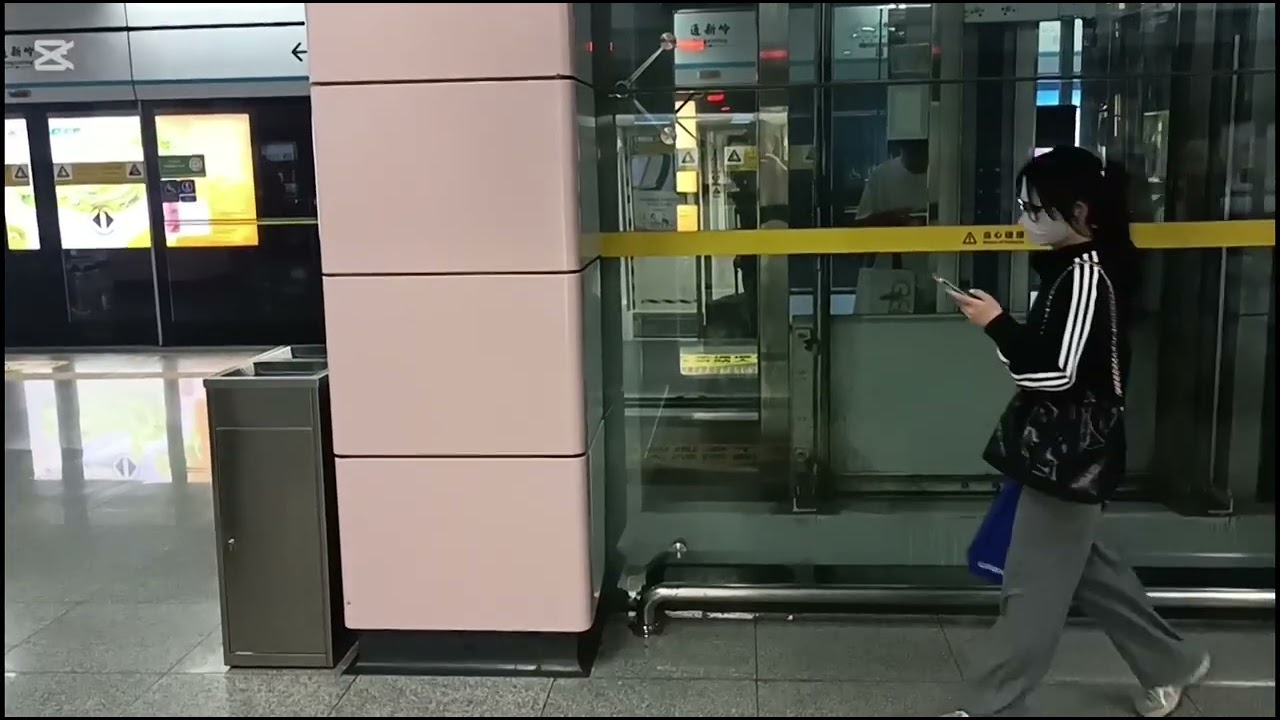 Shenzhen Metro Line 3 (Longgang Line) Huaxin ➡️ Laojie