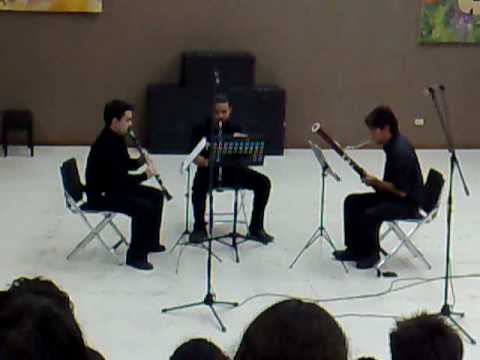 Divertimento II (Mozart) - Trio de Maderas - Ensam...