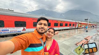 Katra to New Delhi In Swaraj Express Train 