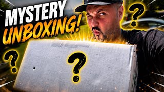 Unboxing an 8 FOOT SNAKE 