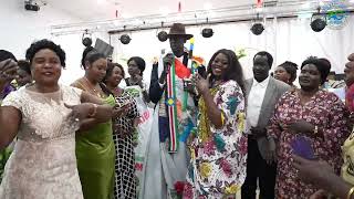 South Sudanese tallest man aka Maroldit Garang Deng perform his songs in Melbourne during welcoming