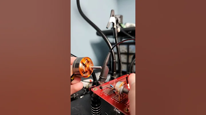 Brushless dc motor controled by 555 timer