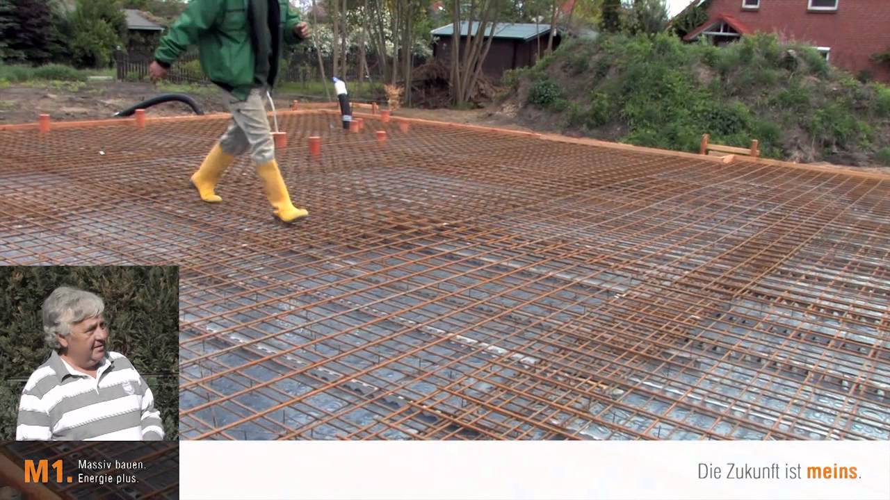 M1 Der erste Schritt die Bodenplatte Cosy Floor® Plus