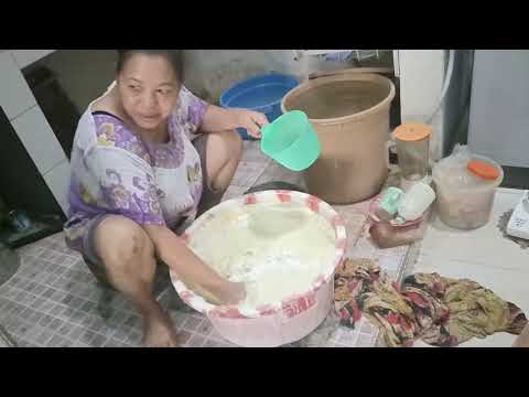 Tutorial menggoreng krupuk versi kang subur.. 