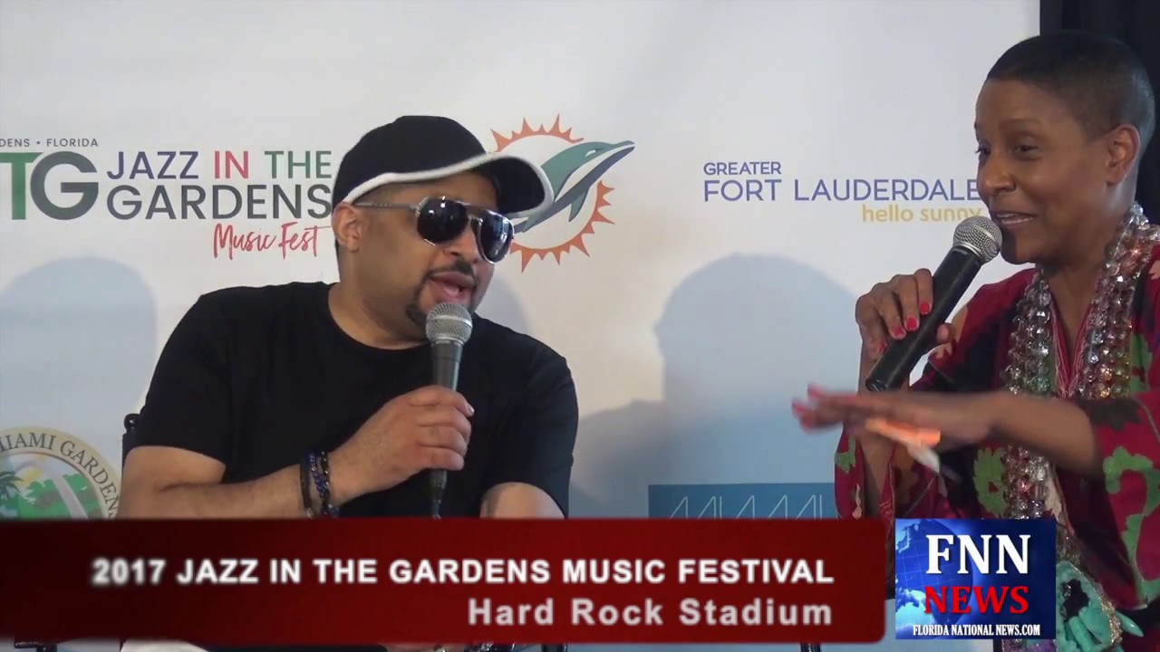 hard rock stadium jobs 2017 Jazz In The Gardens Day 2-Smokie Norful | FNN NEWS