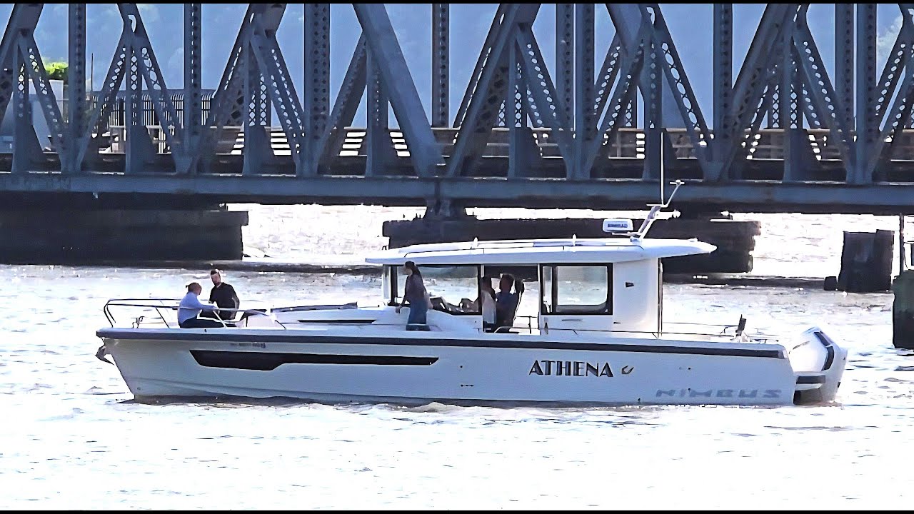 🚤Athena Boat Cruises Harlem River Waiting for the Spuyten Duyvil Bridge to Swing Open🚤