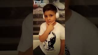 Ti̇ktok Kiyafet Deği̇şti̇rme Akimi