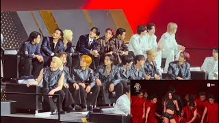 Idols reaction to Jennie GDA stage (Straykids, Ateez, tws..)