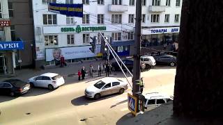 Правильный регулировщик дорожного движения! Правильный регулировщик дорожного движения!