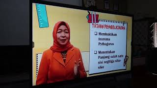 Pemanfaatan Interactive Flat Panel (IFP) di SMPN 3 SITUBONDO