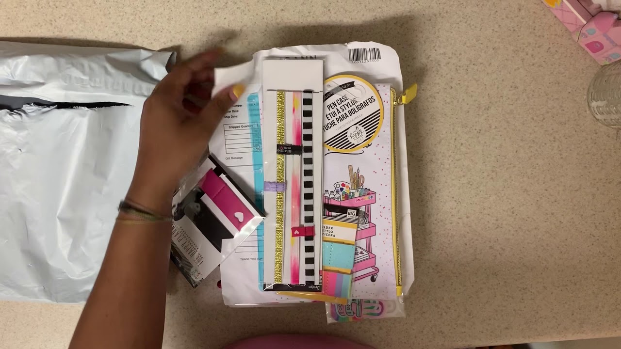Unboxing some happy planner accessories for 2019 !! 