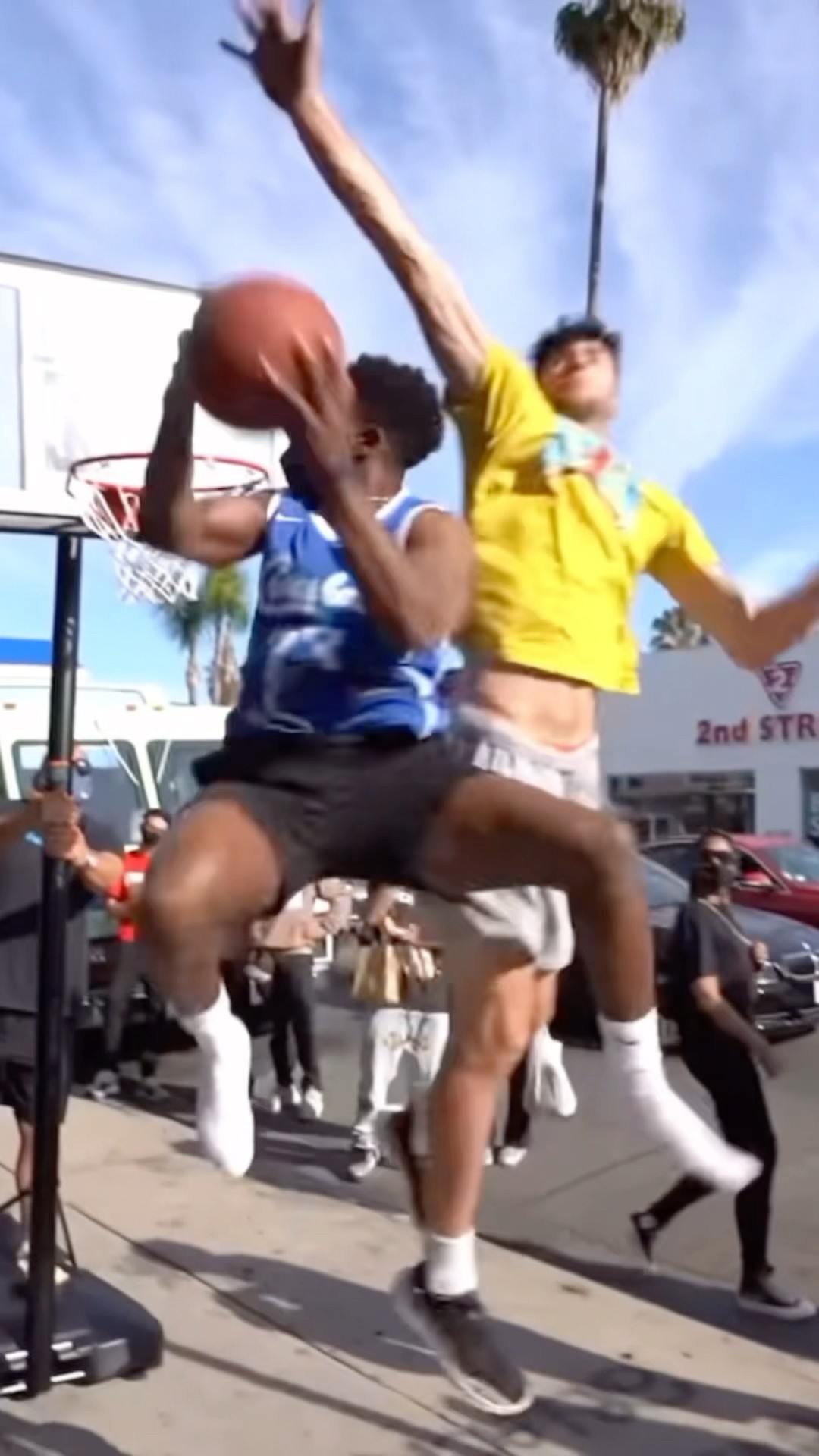 Dunk On 6’10 Big Man Win Any Sneaker At @coolkicks