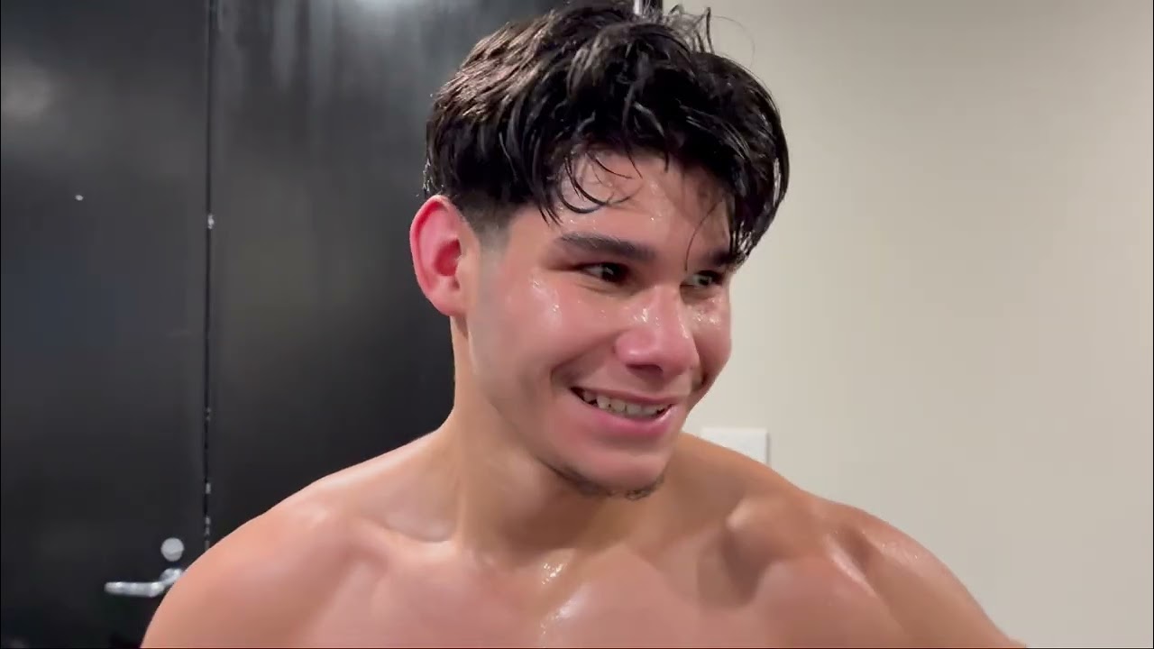 Amador Hugo Mendez post fight interview. Sensational win over Hampton on Pitbull Roach undercard 