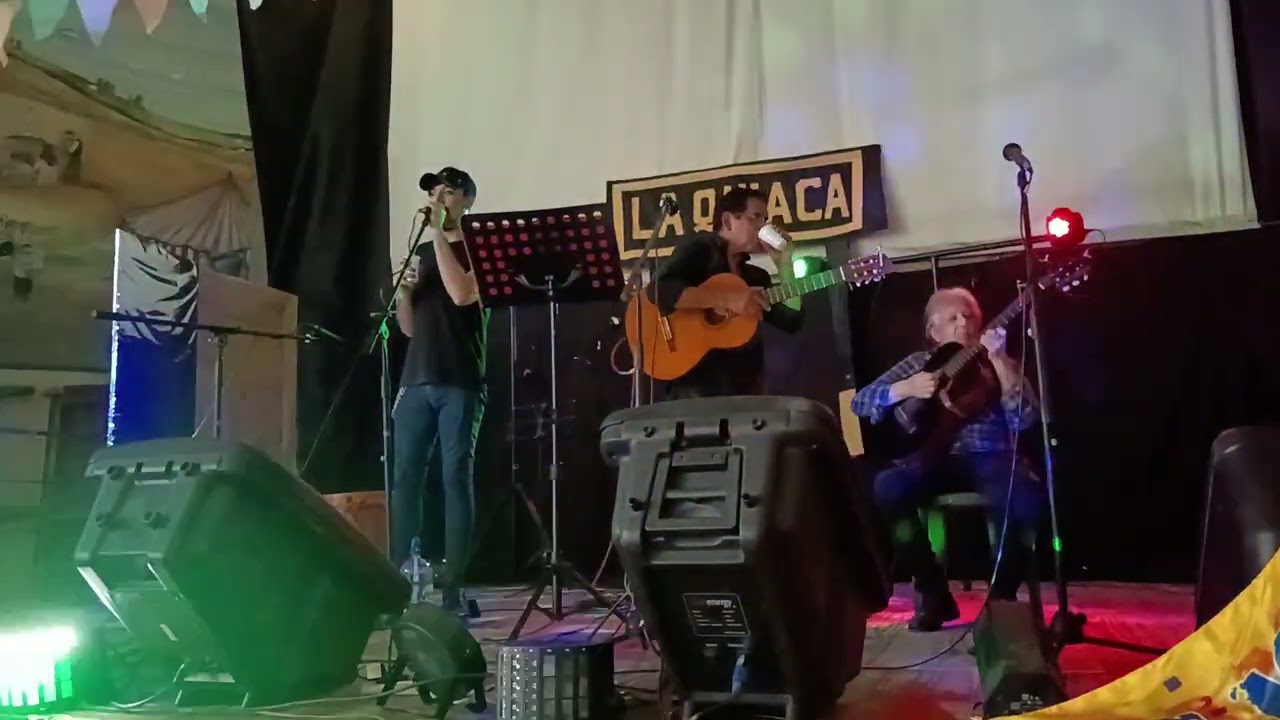 GRUPO FOLK WAYKI Y NAXHO SILVA.     ZAMBA LOS FUELLISTA 