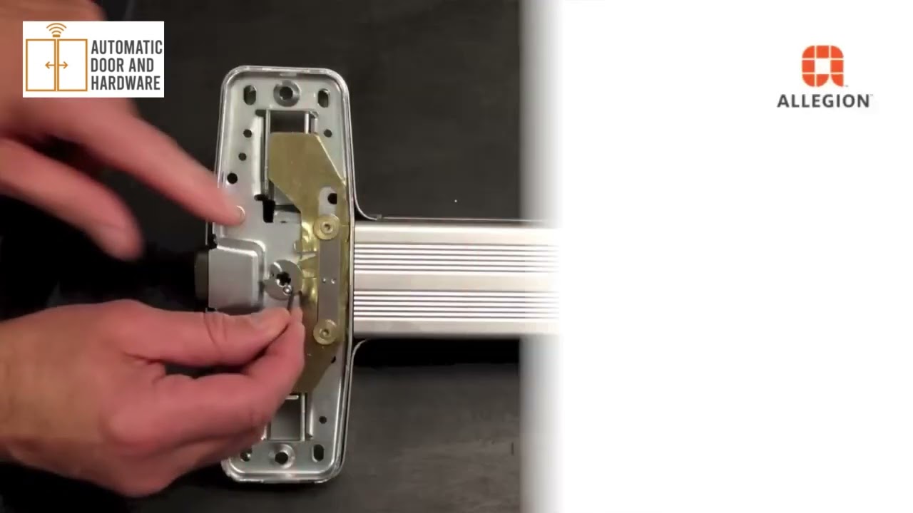 Установка аварийного выходного устройства Von Duprin 98 и 99 серии на деревянную дверь