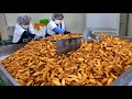 한국에 딱 하나 남은 바나나빵 공장! 추억으로 먹는 바나나빵 오래오래 만들어 주세요! / sweet banana bread / korean street food