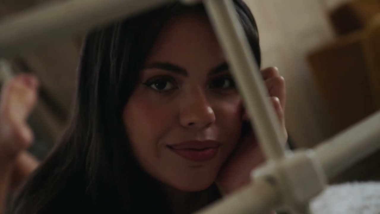 DSHIIZUS - ROCKET (MUSICVIDEO) adlı videoyu YouTube'da izle DSHIIZUS - ROCKET (MUSICVIDEO) adlı videoyu YouTube'da izle