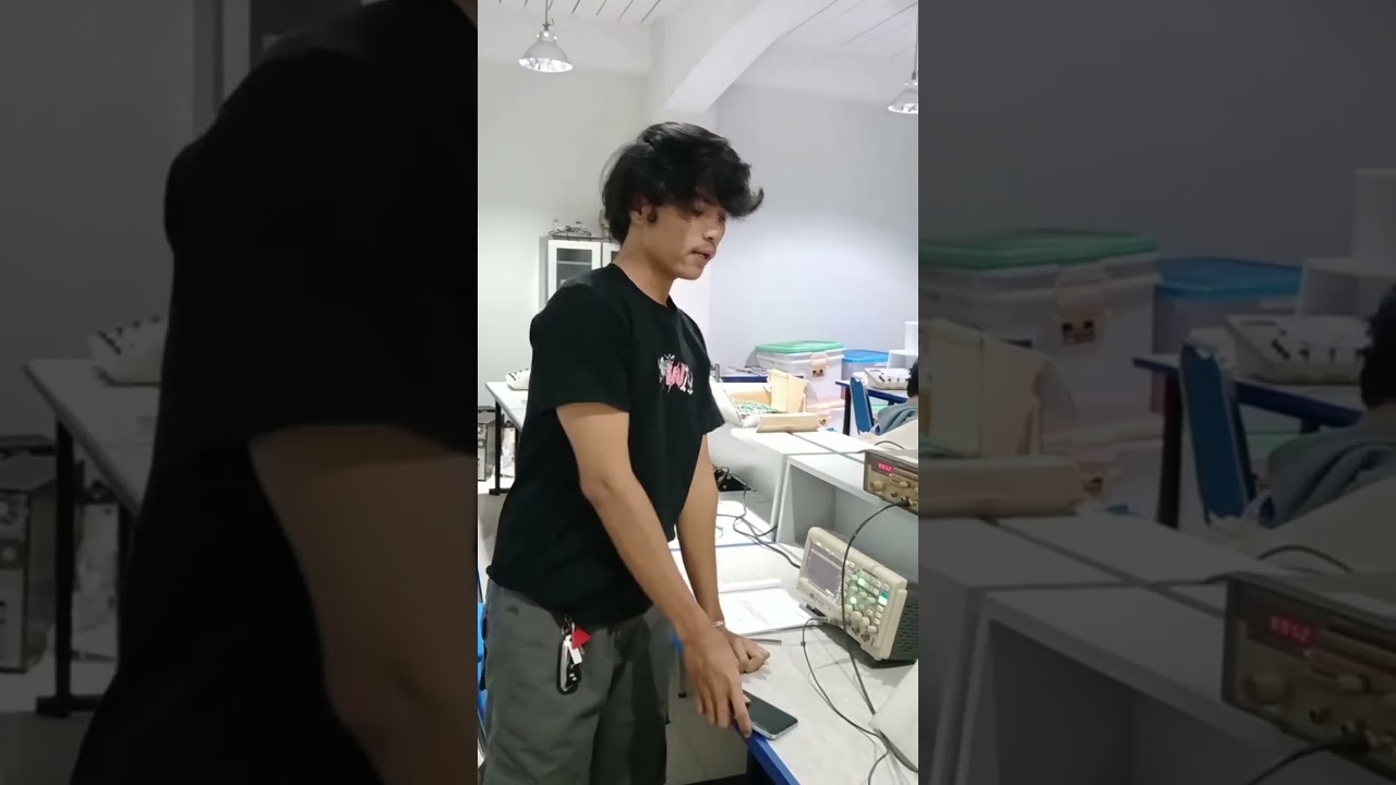 UAS PRAKTIKUM DASAR TELEKOMUNIKASI tentang HPF (24.F1.0005) Petrus Hemba Deo Kapindo