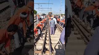 Layout correction #poitnt shifting #fieldwork #railwayengineering #pway #indianrailways