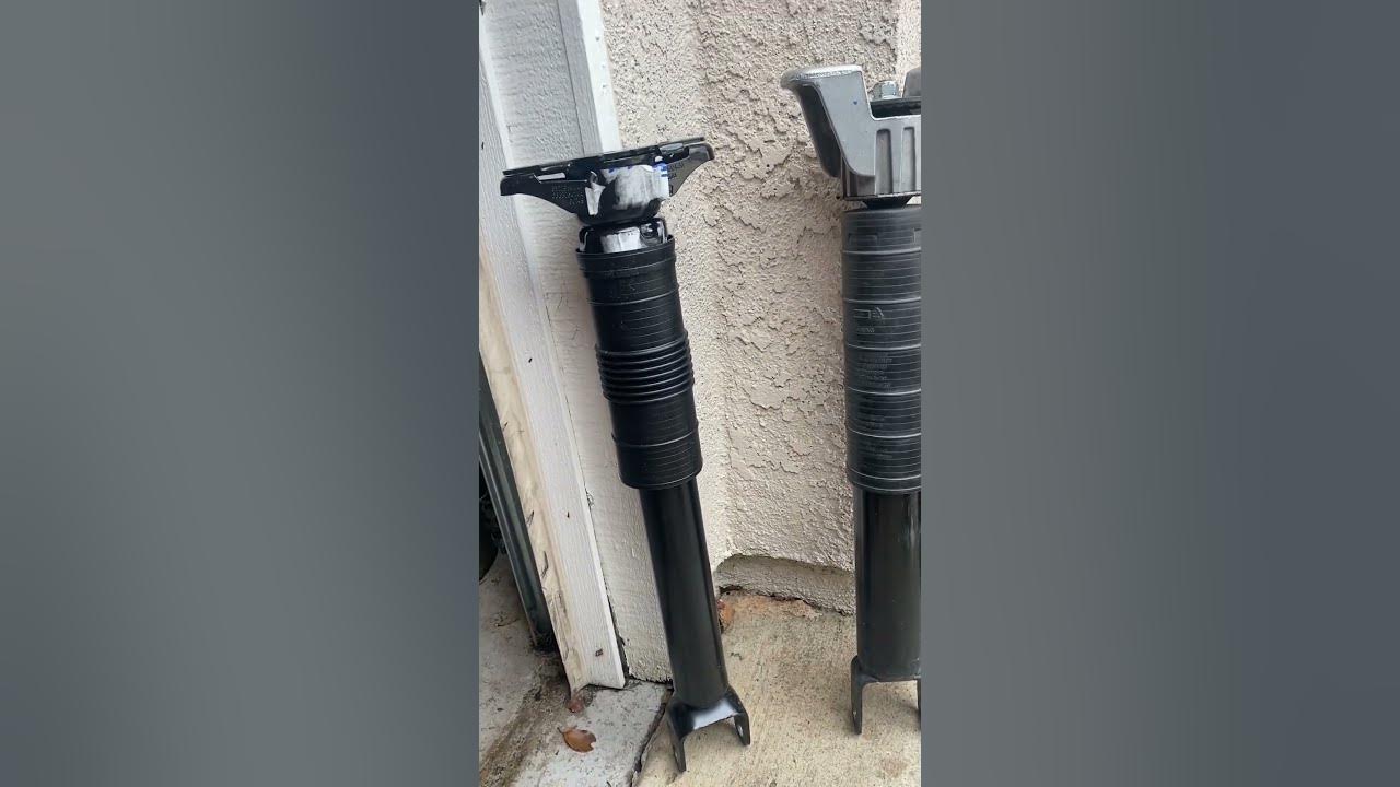 Dodge Durango Standard vs load leveling shocks - YouTube