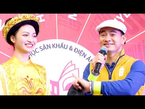Video NSƯT Xuân Bắc tư vấn cho các thí sinh thi vào trường... - youtube