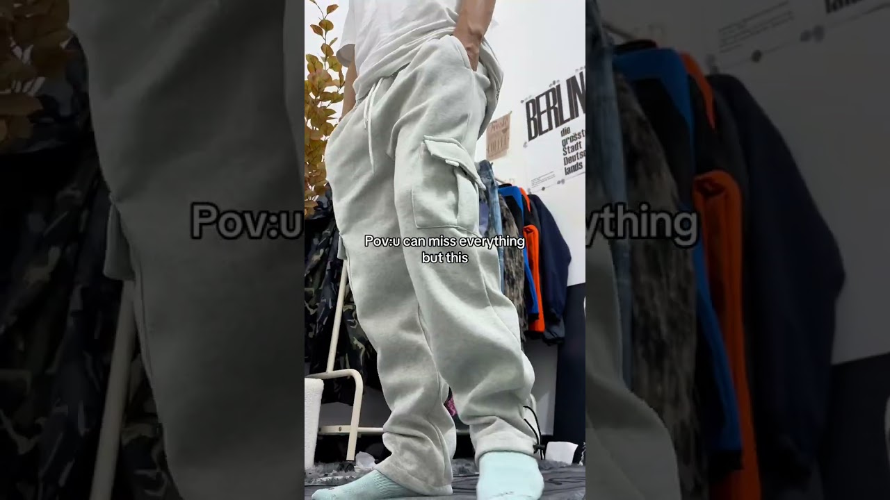 Streetwear essentials for winter vibes 