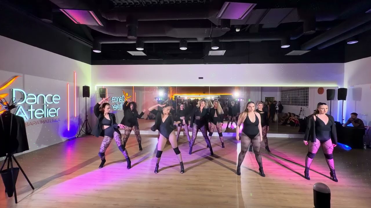 High Heels Broken by Ewa Jeziorska - Impreza Semestralna DA