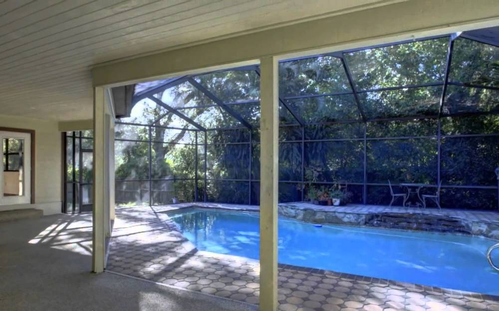 7536 Drew Oaks Dr, Seminole, FL 33772