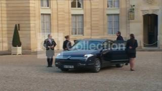 PARIS TERROR: CAMERON - HOLLANDE MEET CONSULT ON ISIS