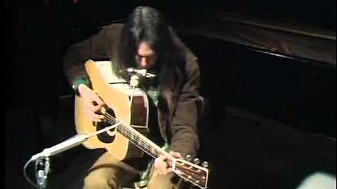 Neil Young - Heart Of Gold - Live Concert At Masse...