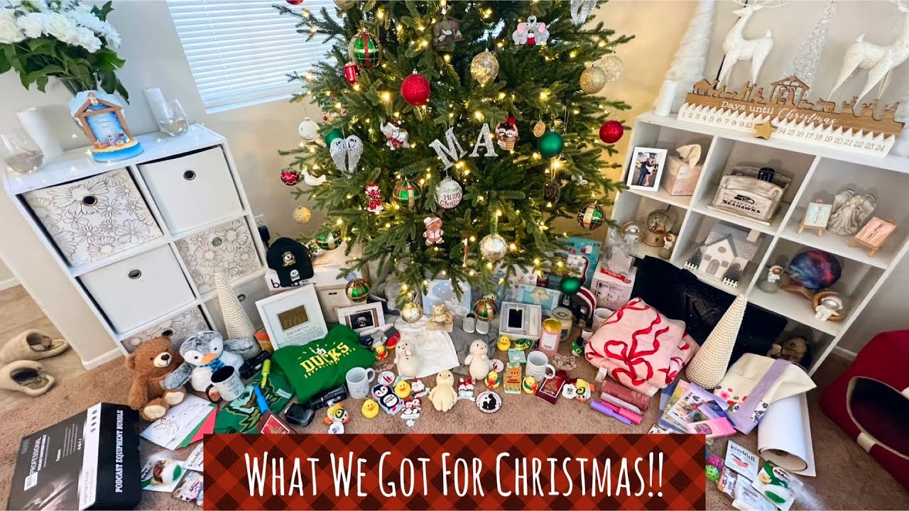 WHAT WE GOT FOR CHRISTMAS🎁✝️🙏🏽 CHRISTMAS HAUL, SHOPPING HAUL, WHAT I GOT FOR CHRISTMAS, VLOGMAS