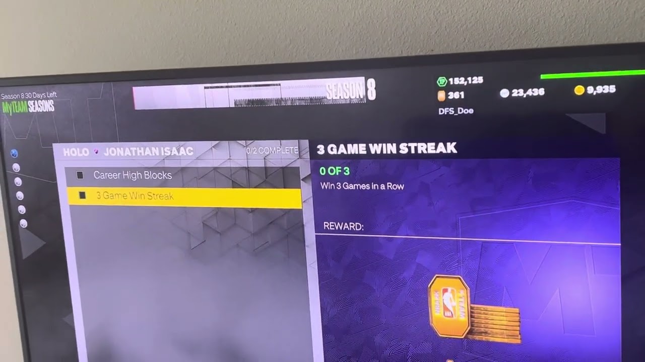 HOLO DARK MATTER OF THE DAY IS JONATHAN ISAAC! EARN 3,000 XP WITH HIM THROUGH AGENDAS!