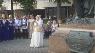 Торжественное мероприятие у памятника Г. Тукаю 18.08.2016.