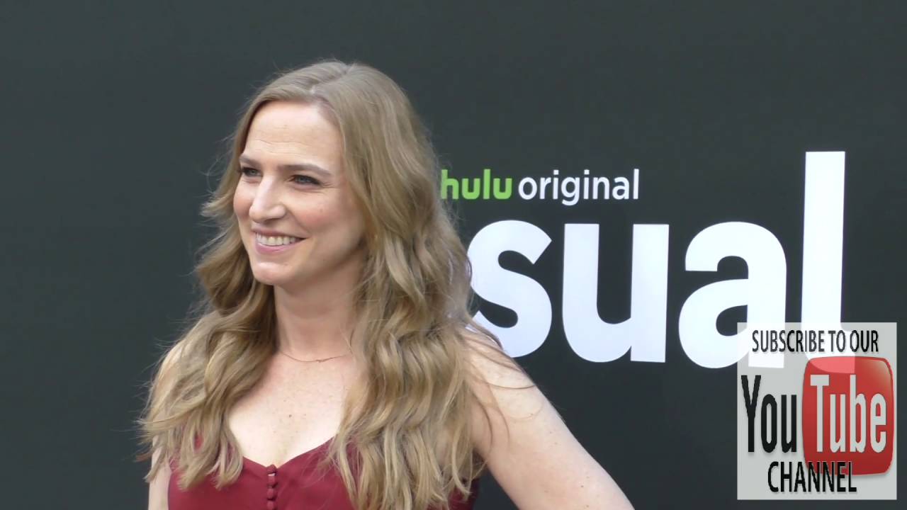 Helen Estabrook at the Casual Season 2 Premiere & FYC Event at Arclight Theatre in Hollywood
