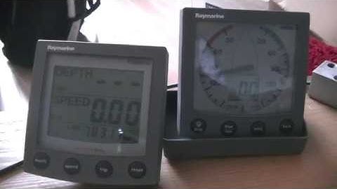 ST60 et QK A027 + Navionics