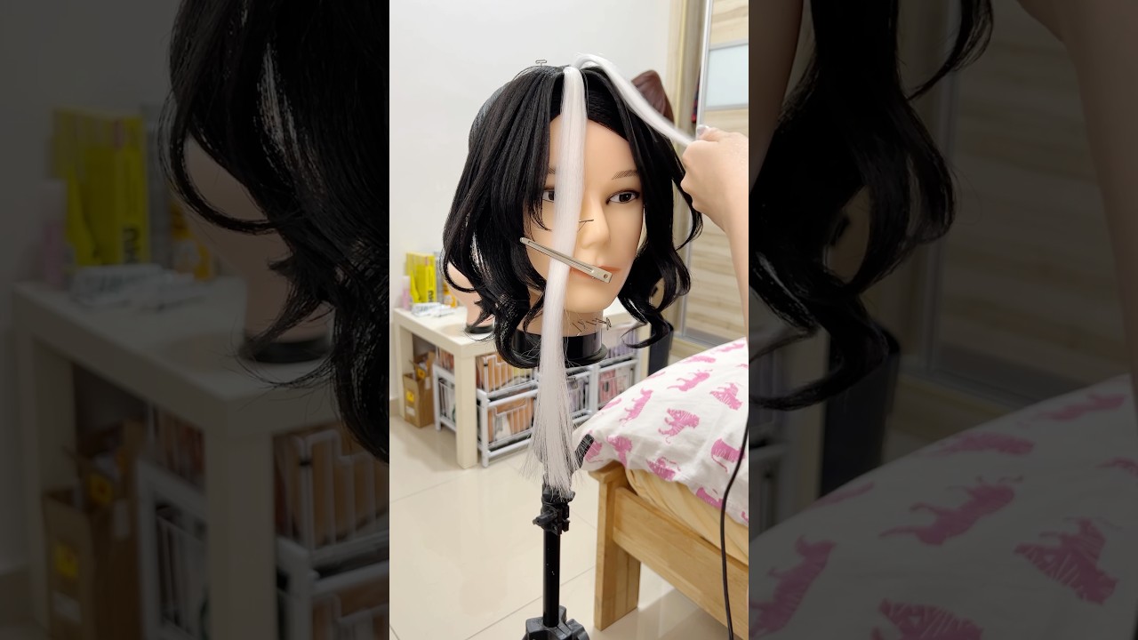 next time you&rsquo;re procrastinating on your cosplay wig, just do it! #mejiroramonu #umamusume