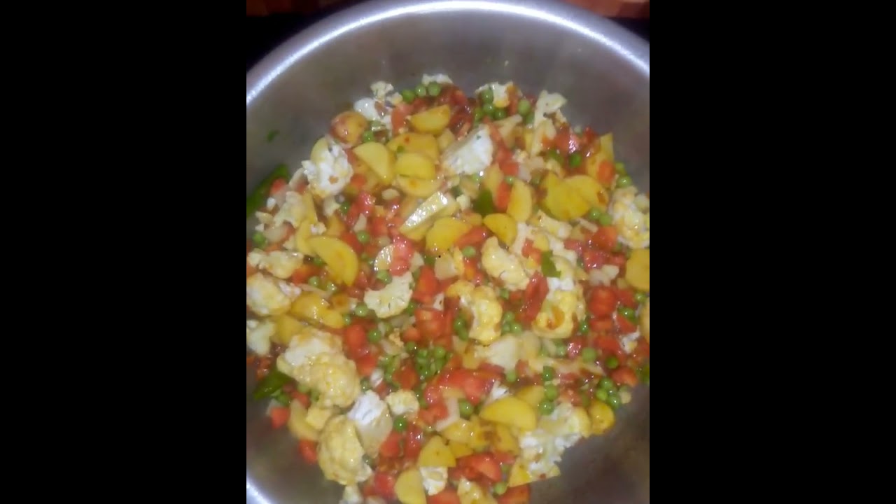 Mix Sabzi Pulao | Easy & Tasty One pot Recipe