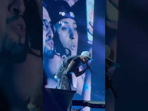 Video GEOLIER - MAI PER SEMPRE LIVE (IPPODROMO AGNANO 2025)