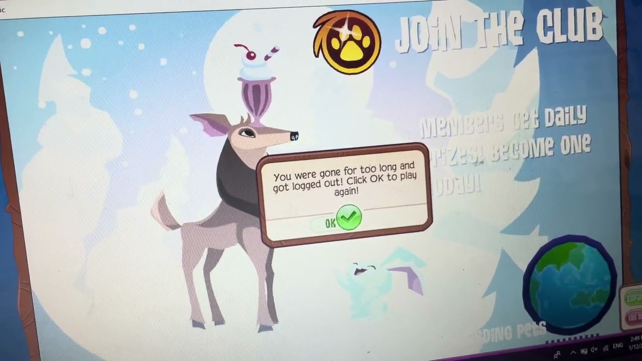 Animal jam, classic the deer and the rabbit, ￼ eating ice cream  ￼ loading screen ￼