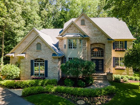 8109 Top View Lane, Pinckney, MI home video tour