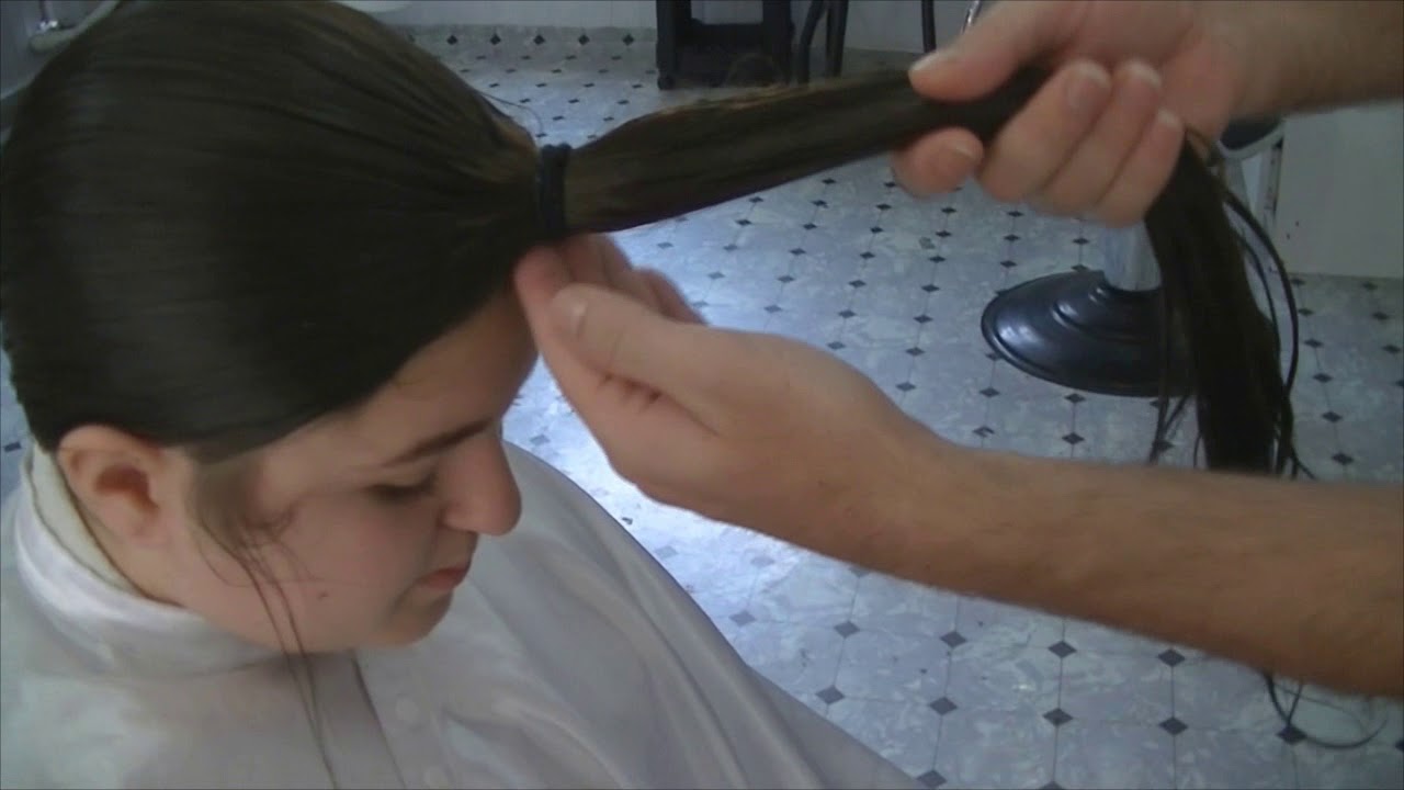 vídeo de corte de cabelo degradê