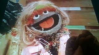 Horacio the handsnake - Martha Sewer (Grouch)