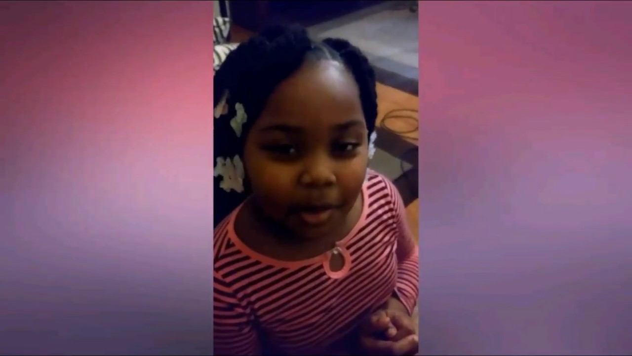 Barbie Spin Art Designer!!❤❤❤ Watch me design!!