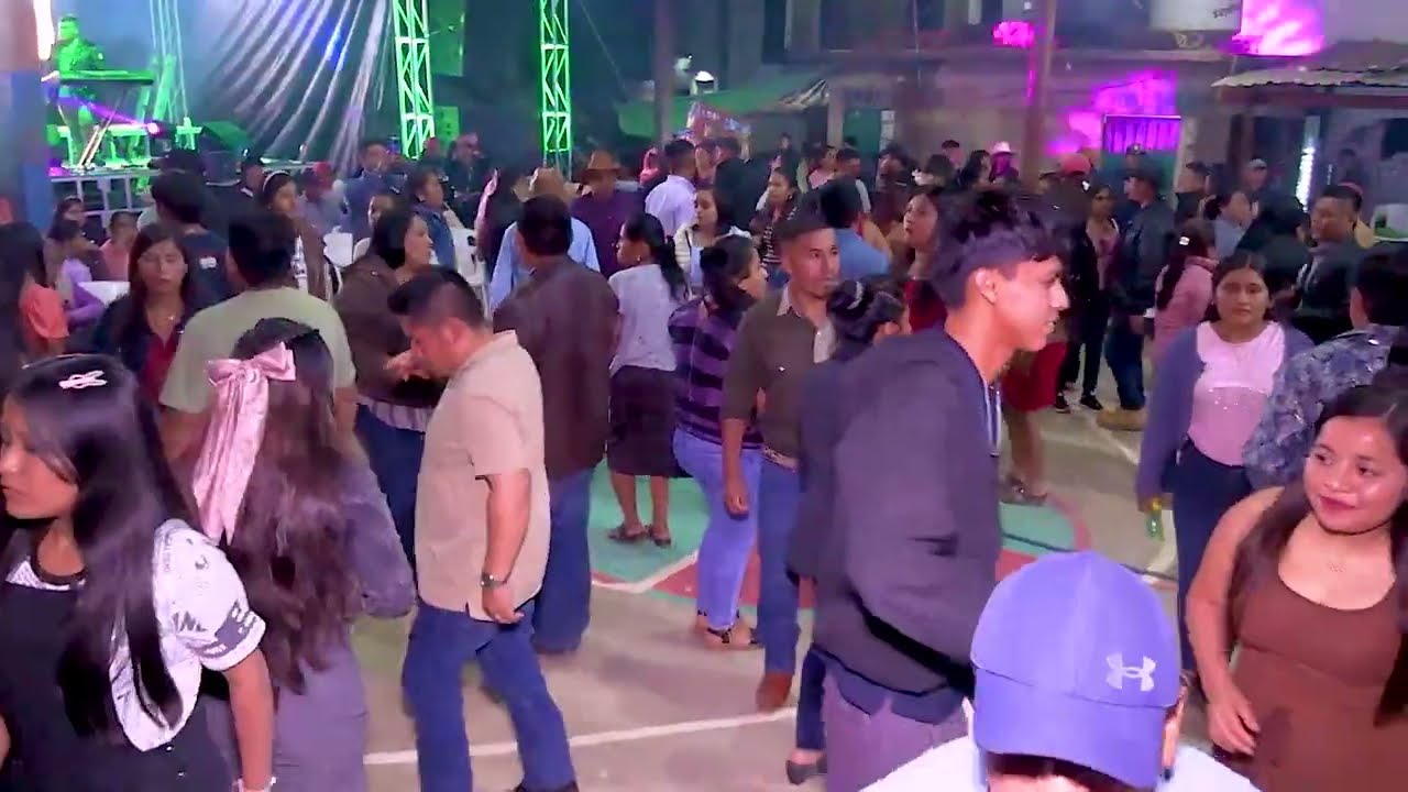 EL UNICO GUERRERO FT FURIA OAXAQUEÑA  EN CHILIXTLAHUACA MPIO DE METLATONOC, GRO. PARTE 9